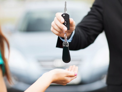 Tư vấn cho khách hàng mua xe ô tô trả góp là cá nhân